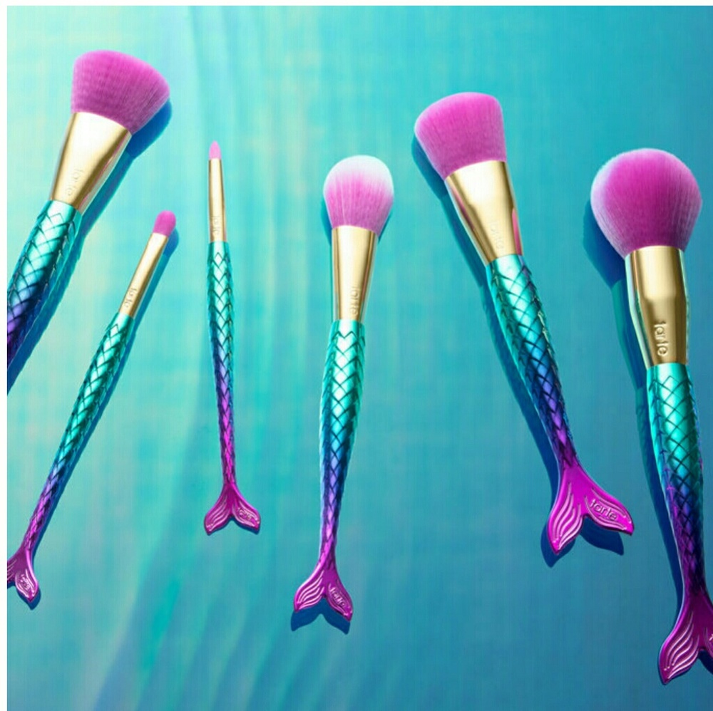 Tarte Minutes to Mermaid Brush Set NWT